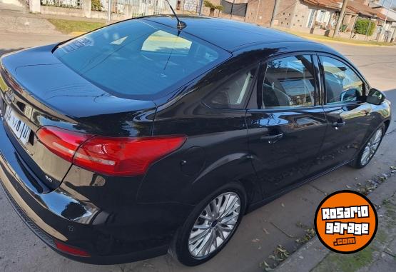Autos - Ford Focus 3 2016 Nafta 123000Km - En Venta