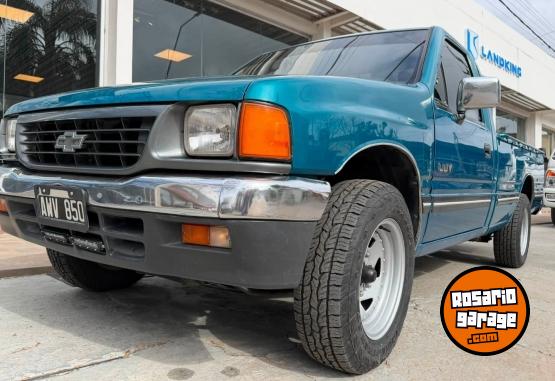 Camionetas - Chevrolet LUV C SIMPLE 2.5 D 4x2 1996 Diesel 385000Km - En Venta