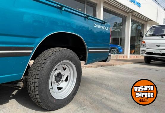 Camionetas - Chevrolet LUV C SIMPLE 2.5 D 4x2 1996 Diesel 385000Km - En Venta