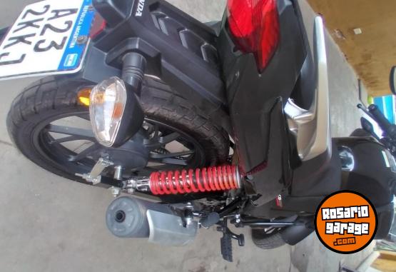 Motos - Honda CB 125 TWISTER 2025 Nafta 4700Km - En Venta