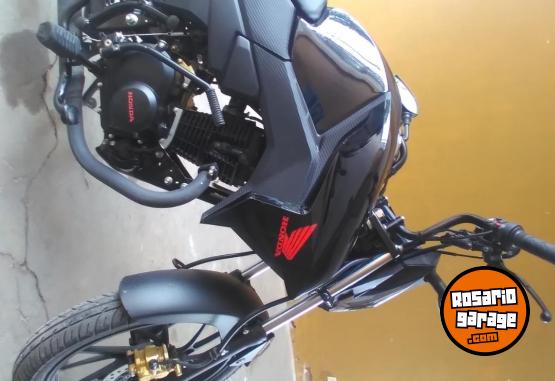 Motos - Honda CB 125 TWISTER 2025 Nafta 4700Km - En Venta