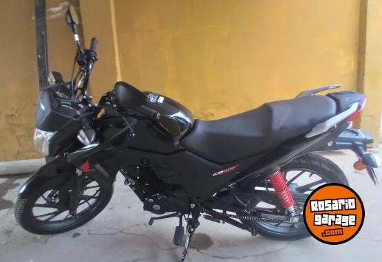 Motos - Honda CB 125 TWISTER 2025 Nafta 4700Km - En Venta