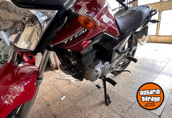 Motos - Honda CG Titan. 2020 Nafta 30000Km - En Venta