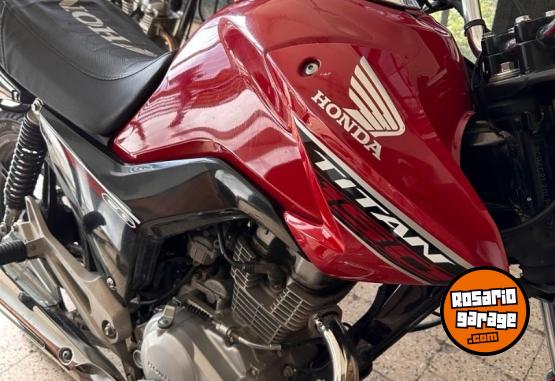 Motos - Honda CG Titan. 2020 Nafta 30000Km - En Venta