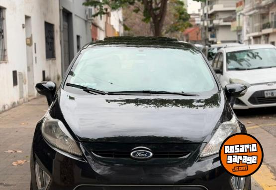Autos - Ford FIESTA TITANIUM 2012 Nafta 166000Km - En Venta
