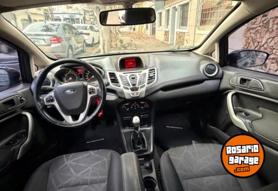 Autos - Ford FIESTA TITANIUM 2012 Nafta 166000Km - En Venta