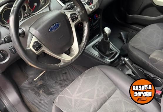 Autos - Ford FIESTA TITANIUM 2012 Nafta 166000Km - En Venta
