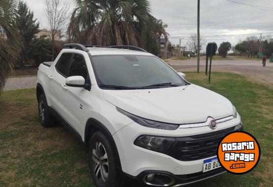 Camionetas - Fiat Toro 2017 Diesel 121000Km - En Venta