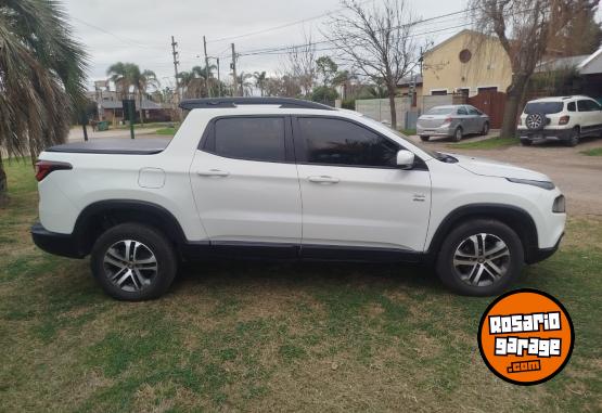 Camionetas - Fiat Toro 2017 Diesel 121000Km - En Venta