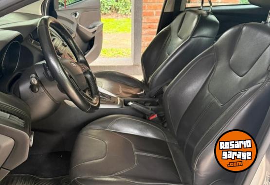 Autos - Ford Focus 2015 Nafta 123000Km - En Venta