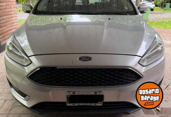 Autos - Ford Focus 2015 Nafta 123000Km - En Venta