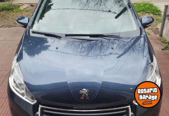Autos - Peugeot 208 2015 Nafta 110000Km - En Venta