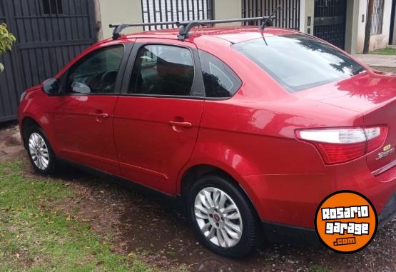 Autos - Fiat Gr�nd siena 2015 GNC 93000Km - En Venta