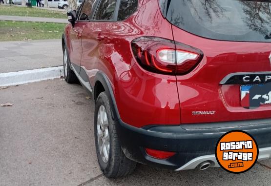 Autos - Renault Captur 2021 Nafta 80000Km - En Venta