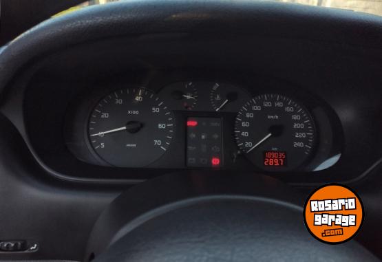 Autos - Renault MEGANE 2000 Nafta 193000Km - En Venta