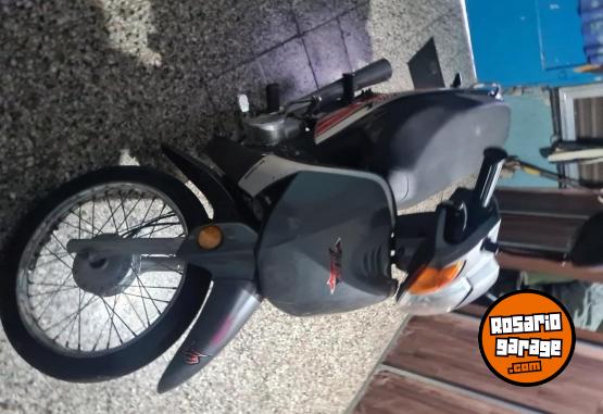 Motos - Motomel Blitz 2022 Nafta 13000Km - En Venta