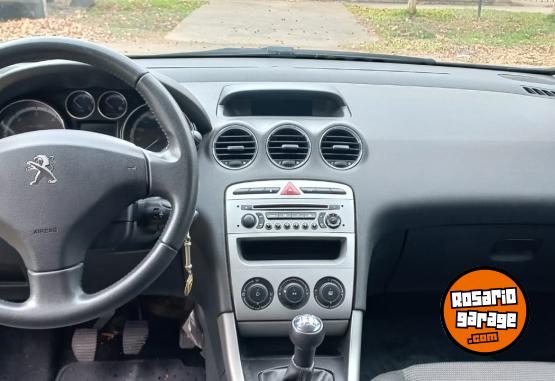 Autos - Peugeot 308 Active 2015 Diesel 128000Km - En Venta