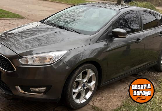 Autos - Ford FOCUS 5P SE PLUS AT 2016 Nafta 102000Km - En Venta
