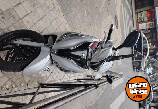 Motos - Kymco People 150 2021 Nafta 23000Km - En Venta