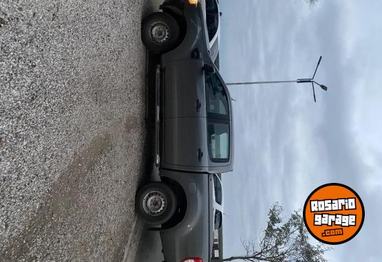 Camionetas - Ford XL DC 2.2 2017 Diesel 165000Km - En Venta