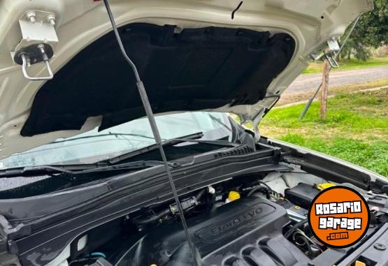 Camionetas - Jeep Renegade longitude 2022 GNC 110000Km - En Venta