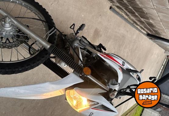 Motos - Corven Corven 150 triax R3 2025 Nafta 8400Km - En Venta