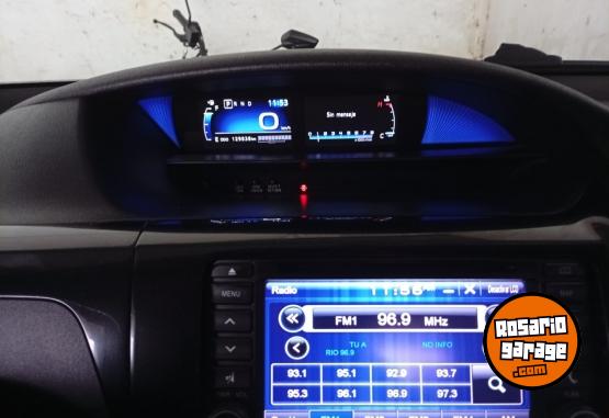 Autos - Toyota Etios Platinum 2018 Nafta 130000Km - En Venta