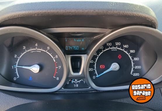 Autos - Ford Ecosport kinetic 2013 Nafta 75000Km - En Venta