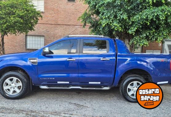 Camionetas - Ford Ranger limited permuto 2014 Diesel 190000Km - En Venta