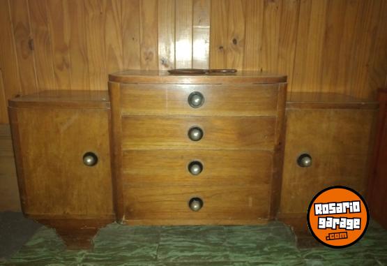 Hogar - Cómoda con espejo redondo antiguo de año 1930 - En Venta