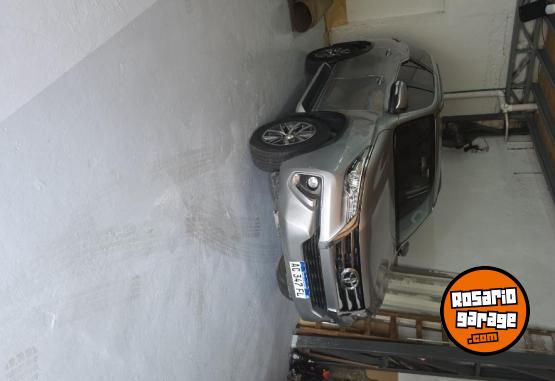 Camionetas - Toyota Sw4 srx 2017 Diesel 202000Km - En Venta