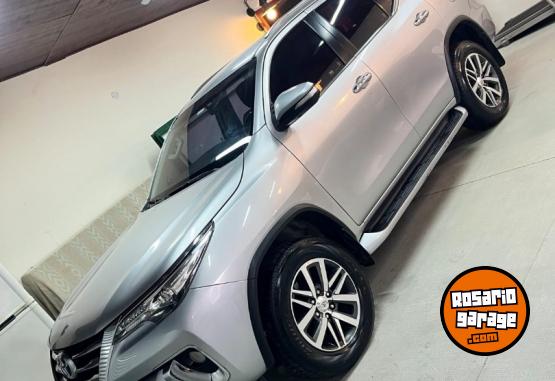 Camionetas - Toyota Sw4 srx 2017 Diesel 202000Km - En Venta