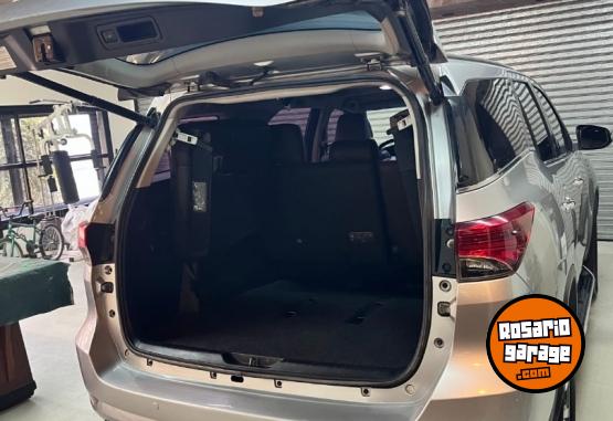 Camionetas - Toyota Sw4 srx 2017 Diesel 202000Km - En Venta