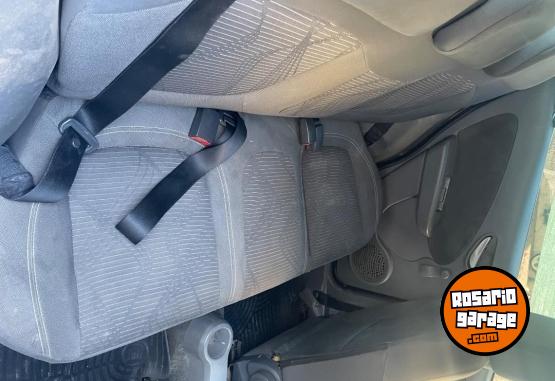Autos - Fiat FIAT PALIO ATRACTIVE GNC 2012 GNC 180000Km - En Venta