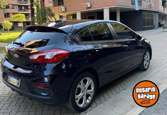Autos - Chevrolet Cruce lt 2022 Nafta 73000Km - En Venta
