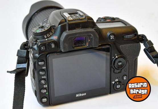 Electrónica - CÁMARA FOTOGRÁFICA NIKON D 7500 con lente AF-S NIKON 18-140 mm VR - En Venta