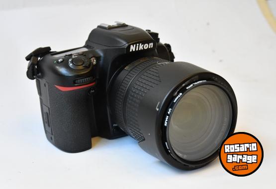 Electrónica - CÁMARA FOTOGRÁFICA NIKON D 7500 con lente AF-S NIKON 18-140 mm VR - En Venta