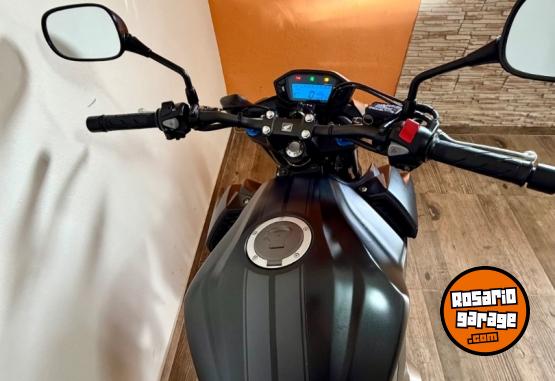 Motos - Honda HORNET CB 500 2017 Nafta 11000Km - En Venta