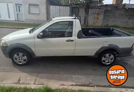 Camionetas - Fiat Strada 2013 GNC 192000Km - En Venta