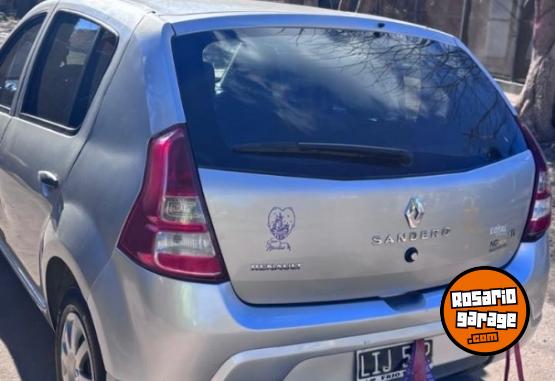 Autos - Renault Sandero 2012 GNC 174000Km - En Venta