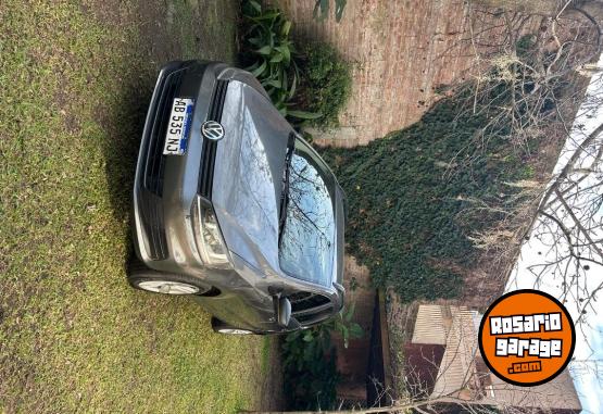 Autos - Volkswagen Suran 2017 Nafta 136000Km - En Venta