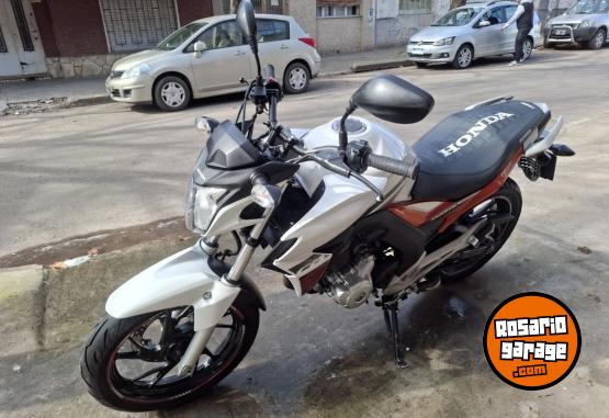 Motos - Honda CB TWSTER 250 2020 Nafta 27910Km - En Venta