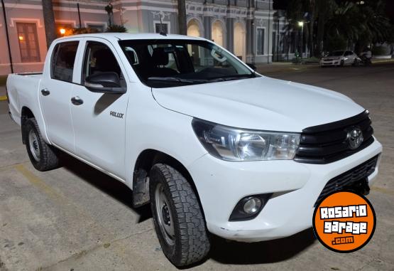 Camionetas - Toyota HILUX 2017 Diesel 340000Km - En Venta