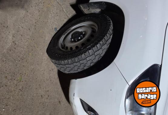 Camionetas - Toyota HILUX 2017 Diesel 340000Km - En Venta