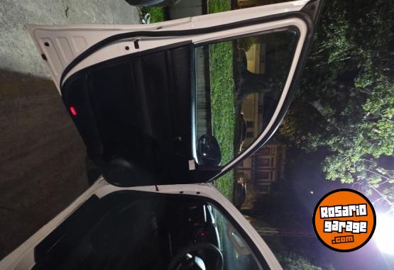Camionetas - Toyota HILUX 2017 Diesel 340000Km - En Venta