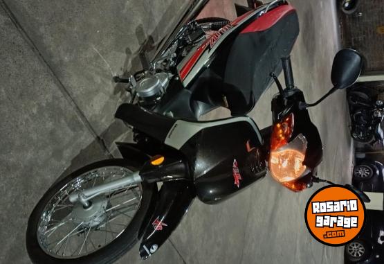 Motos - Motomel Blitz 110cc 2019 Nafta 5538Km - En Venta