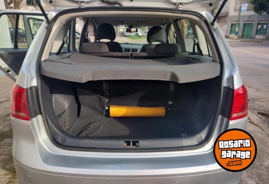 Autos - Volkswagen Suran Highline 2013 GNC 84500Km - En Venta