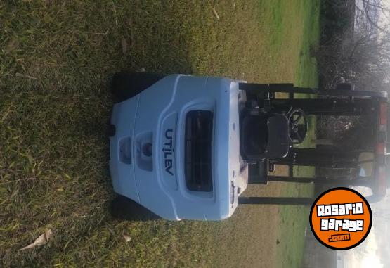 Camiones y Gr�as - Autoelevador Toyota - En Venta