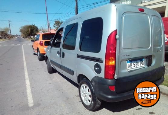 Utilitarios - Renault Kangoo 2017 Nafta 190000Km - En Venta