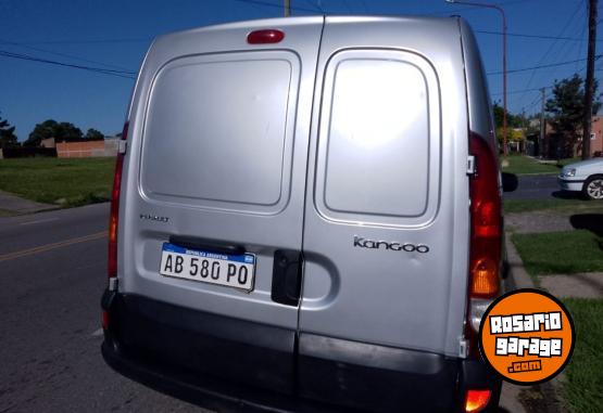 Utilitarios - Renault Kangoo 2017 Nafta 190000Km - En Venta